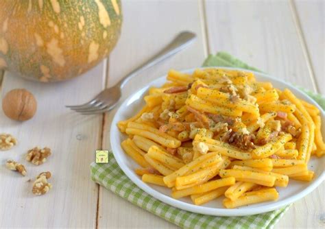 Pasta Crema Di Zucca Speck E Noci Gustoso Primo Piatto Sfizioso