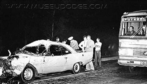 Showroom Imagens Do Passado Resgatando Hist Rias Everaldo E Seu Dodge Dart