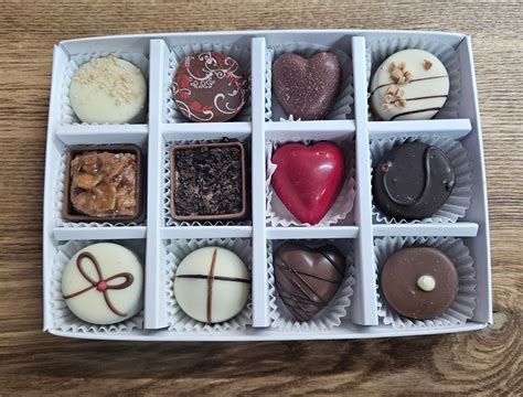 Valentines Chocolate Box - 12 – thechocolateboxholmfirth