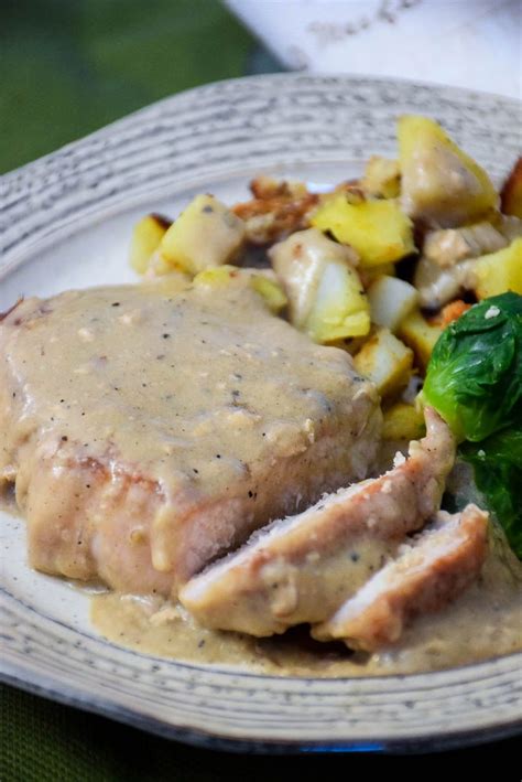 Braised Pork Chops With Country Gravy Recipe Pork Chops Braised Pork Chops Pork