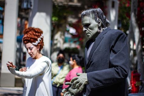 Meet Frankenstein and the Bride of Frankenstein at Universal Studios ...