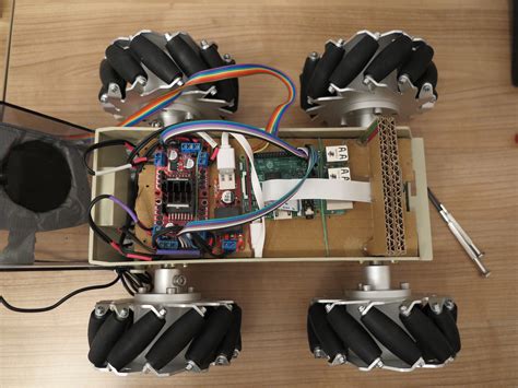 Raspberry Pi Roboter mit Mecanum Allseiten Räder Roboter planen bauen