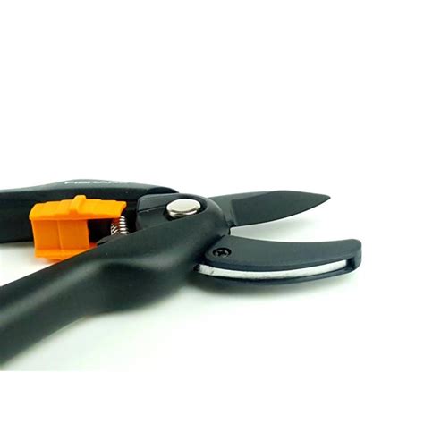 Fiskars Sekator kowadełkowy Singlestep P25 do suchych gałęzi