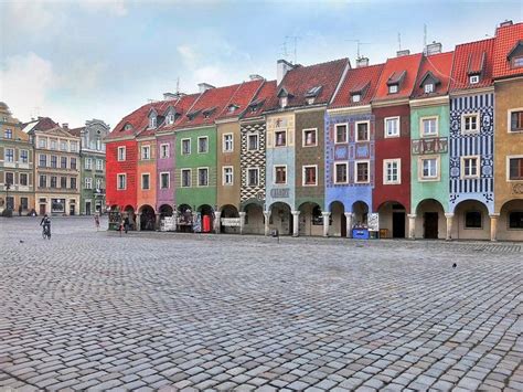 Poznan Rynek By Roman25a Poznan House Styles Mansions