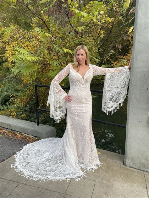 Wedding Dress | Silk Bridal Easton| Lehigh Valley | Easton | FAQ — SILK
