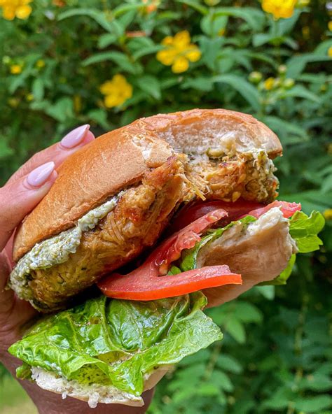 Masala Jackfruit Burgers Zars Kitchen