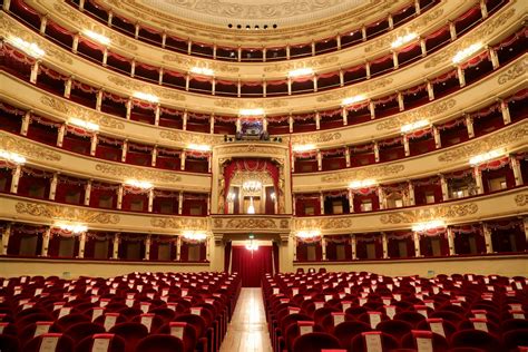 Il Teatro Alla Scala Di Milano Cambia Look