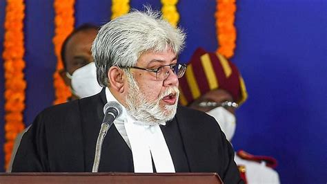 Madras Bar Association Opposes Transfers Of CJ Sanjib Banerjee Justice