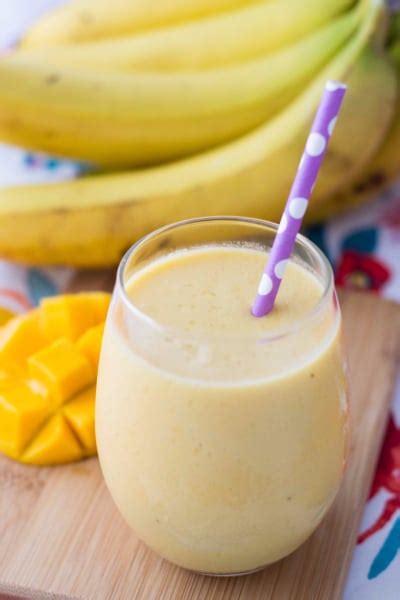 4 Ingredient Mango Banana Smoothie A Healthy Tropical Drink