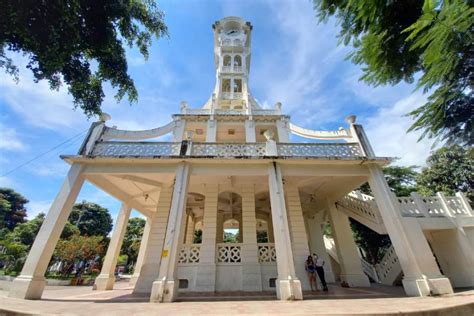 La torre del reloj de San Vicente el atractivo turístico que no debes