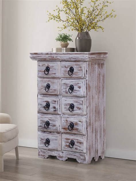 Are Chest of Drawers same as Dressers?