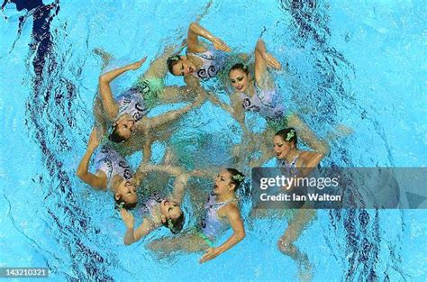 French Synchronized Swimming Team Photos And Premium High Res Pictures