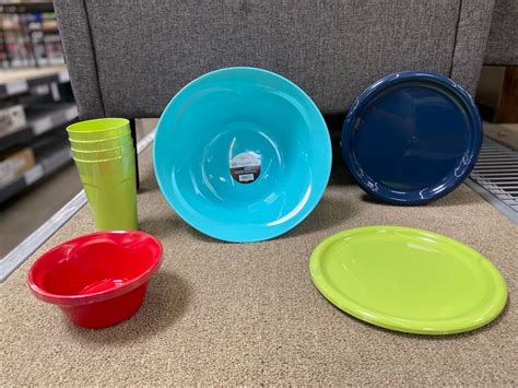 Mainstays Plastic Bowls And Plate Only 94¢ Cups Just 50¢ At Walmart