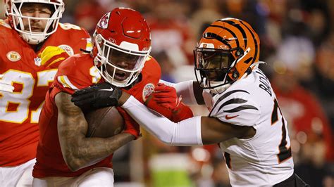 Bengals fall to Chiefs 25-17; eliminated from NFL Playoffs