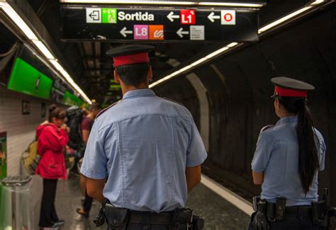 Macrooperativo en el metro de Barcelona: un detenido y 16 denunciados