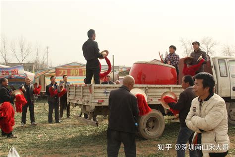 西安市周至县终南镇有13个村，每年轮回举办老王会，5年前照片发布 知乎