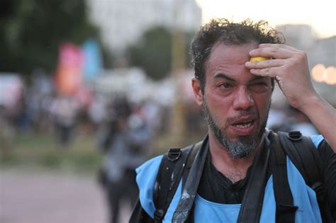 Alerta por trabajadores de prensa heridos durante la represión frente