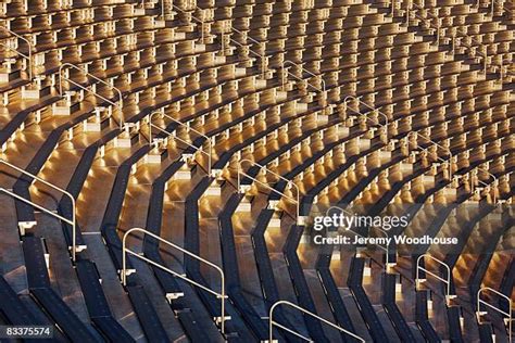 19,241 Cotton Bowl (Stadium) Stock Photos, High-Res Pictures, and ...