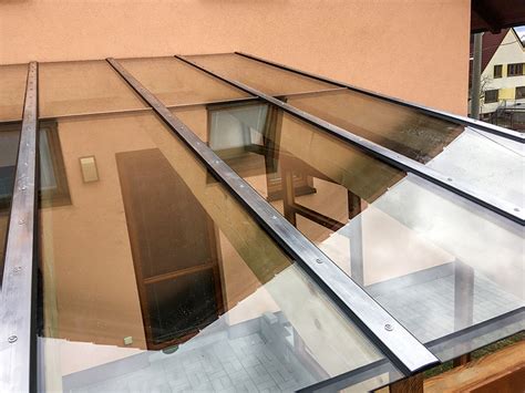 Is A Glass Patio Roof The Best Choice? | Azenco Outdoor