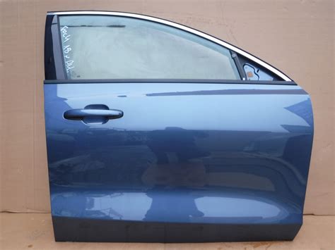 PRZEDNIE PRAWE DRZWI CHROME BLUE FORD FOCUS MK4 PRZEDNIE PRAWE DRZWI