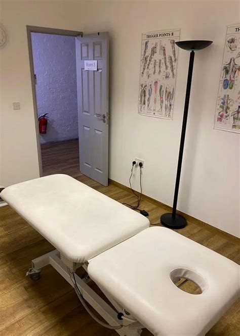 Therapy Room To Rent In Central Croydon Massage Beauty Therapy