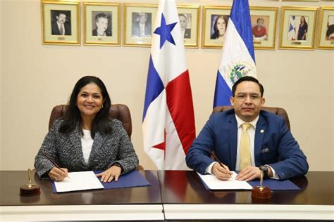 Aduana De Panam Y De El Salvador Firman Memorando De Entendimiento