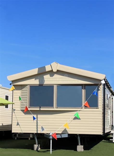 Modern static caravan stock image. Image of modern, vertical - 33228613