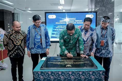 Siaran Pers Menparekraf Pembangunan Gedung Kuliah Terpadu Poltekpar