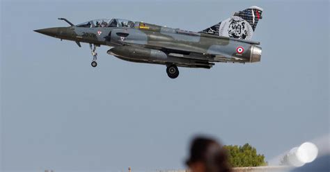 Macron K Ndigt Lieferung Von Mirage Kampfjets An Ukraine An