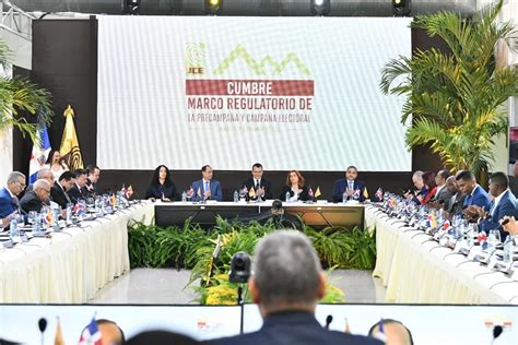 Jce Realiza Cumbre Sobre El Marco Regulatorio De La Precampa A Y