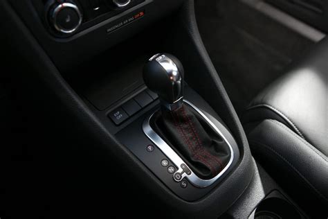 2010 Volkswagen GTI preview photos - CNET