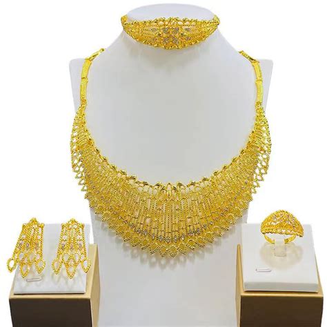 Wholesale Dubai Jewelry Set Dubai Bridal Full Diamond Necklace Fashion