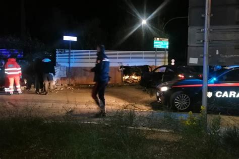 Trani Incidente Nella Notte Tra Via Annibale Maria Di Francia E Via