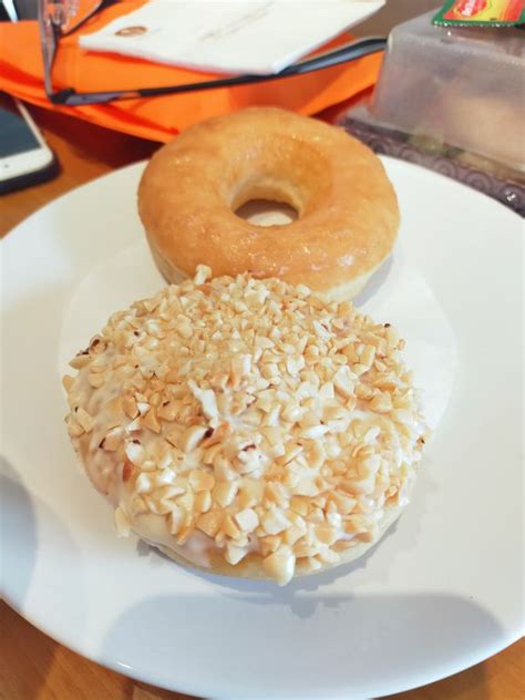 PALING SUKA Sama DONAT JCO Review SarMeL Di Restoran J CO Donuts