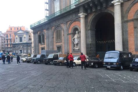 L Amica Geniale Le Ultime Riprese A Napoli Set Sul Lungomare Con Le