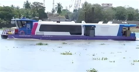 Kochi Water Metro Records Overwhelming Ridership Of Over 6 500 On