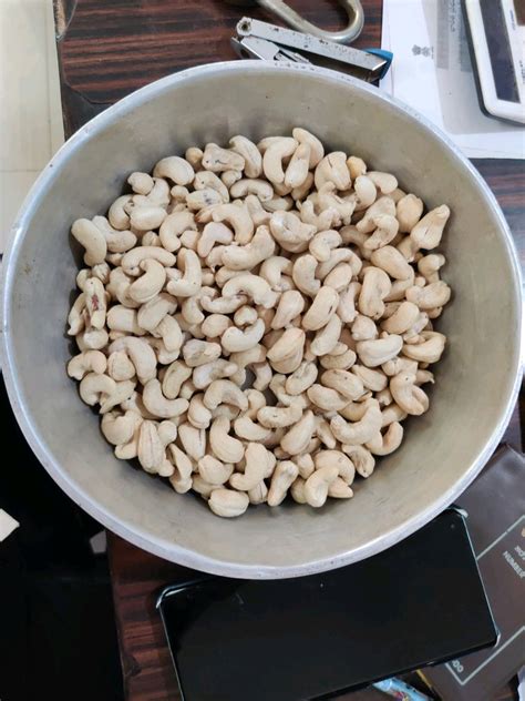 W At Rs Kg W Cashew Nuts In Srikakulam Id