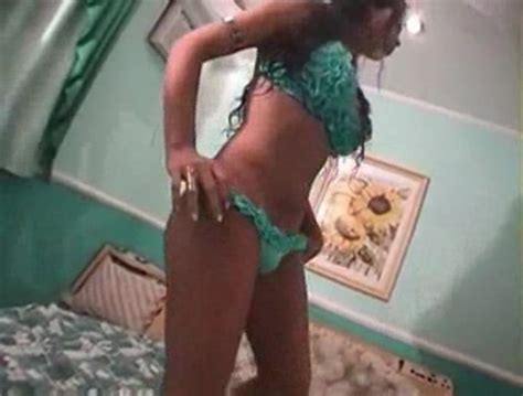 Tgirls Ass Hole Deep Stuffing AShemaletube