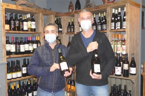 Un Viticulteur Et Un Sommelier S Associent Pour Ouvrir Une Cave La Baule