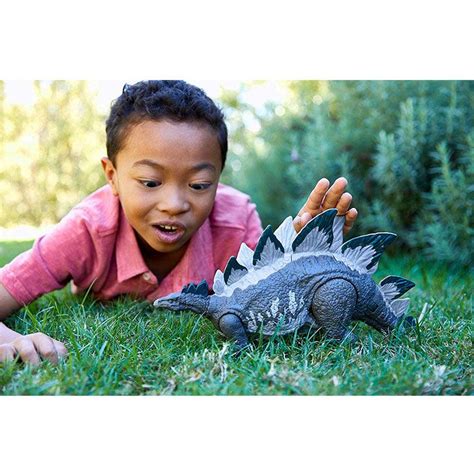 Buy Jurassic World Mega Dual Attack Stegosaurus Online at Best Price in ...