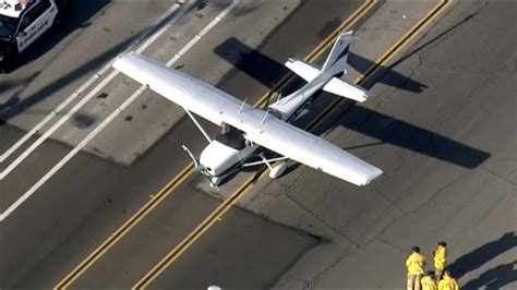 California Pilot Makes Emergency Landing On Highway Sky News Australia