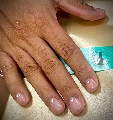 Reborn Shine On Instagram “male Mani Con ⚪️ Rebornshine Malemanicure