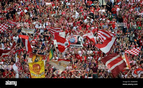 Bayern Munich Flag Fan High Resolution Stock Photography And Images Alamy