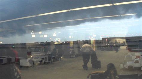 Severe Storm Hits Chicago Ohare Youtube