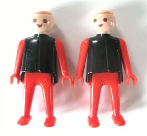 PLAYMOBIL LOT DE 2 Figurines Rouges Et Noires Geobra 1974 Sans