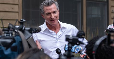 Gavin Newsom Recalls Getting Biden News And Says Harris Is ‘lighting It