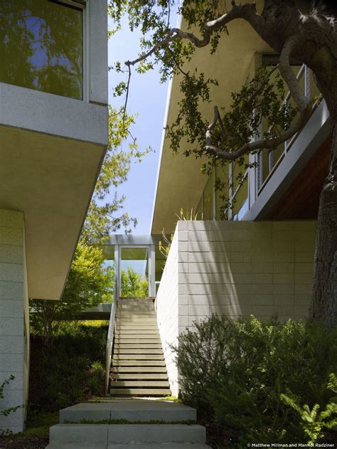 Photo 11 Of 13 In Ward Residence By Marmol Radziner Dwell