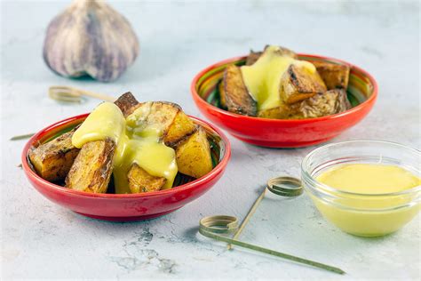 Patatas Bravas With Aioli Ohmydish