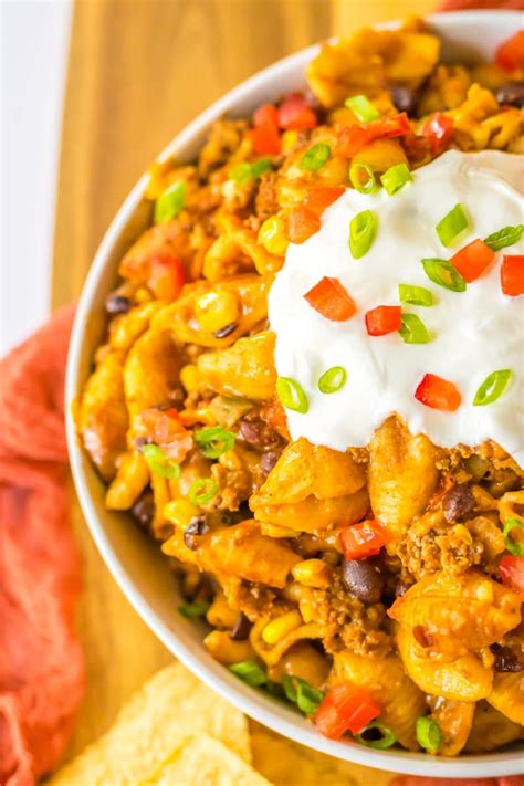 Slow Cooker Taco Pasta Life With The Crust Cut Off