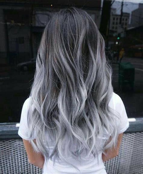 Hi-Fashion Gray Hair Styles for Trendy Gals - PoP Haircuts